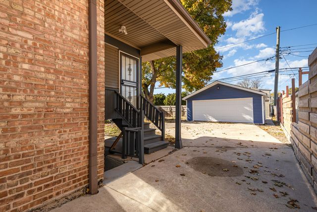 7332 S Honore Street, Chicago, IL 60636