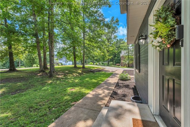 3019 Hillpoint Drive, Charleston, WV 25302