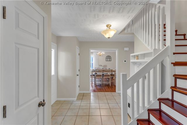 3019 Hillpoint Drive, Charleston, WV 25302