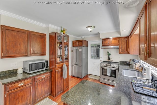 3019 Hillpoint Drive, Charleston, WV 25302