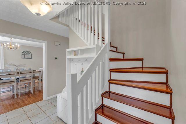 3019 Hillpoint Drive, Charleston, WV 25302