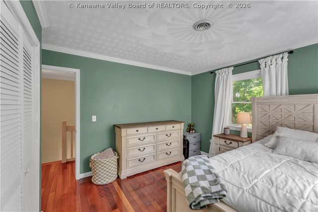 3019 Hillpoint Drive, Charleston, WV 25302