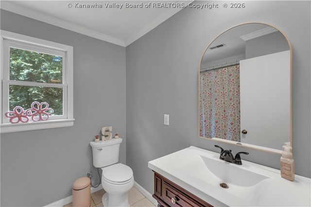 3019 Hillpoint Drive, Charleston, WV 25302
