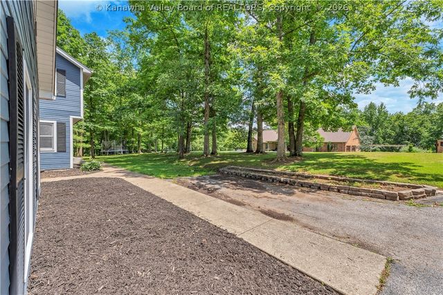 3019 Hillpoint Drive, Charleston, WV 25302