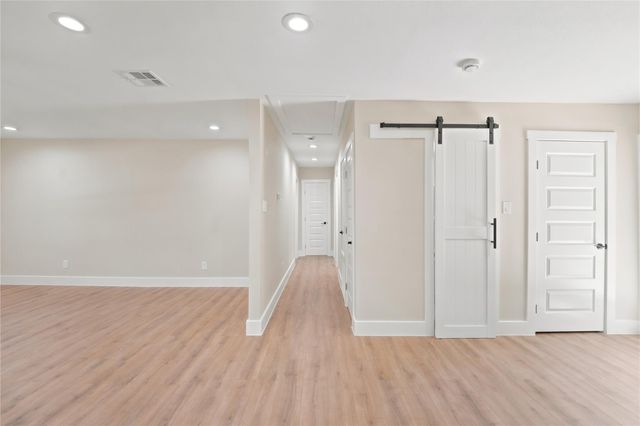 125 Discovery LN, San Marcos, TX 78666