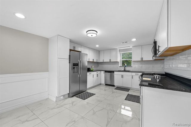 6537 Pardee Road, Taylor, MI 48180