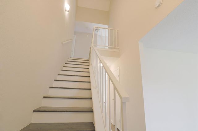 2825 Hickory Limb Court, League City, TX 77573
