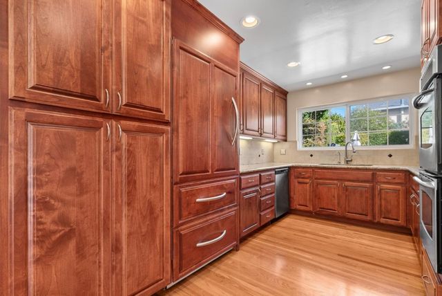 138 Segre Place, Santa Cruz, CA 95060