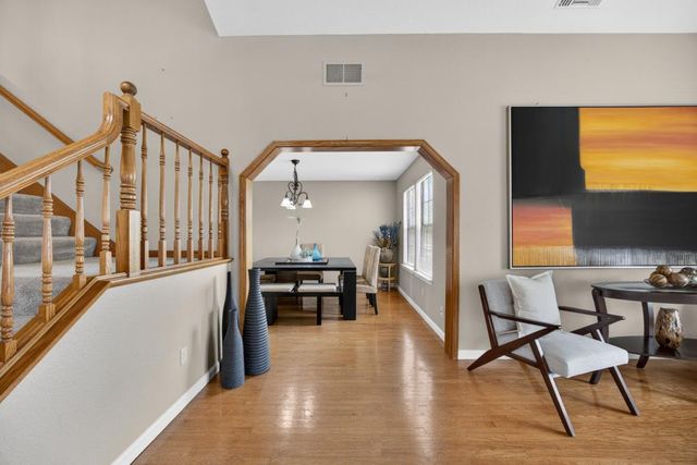 5112 Laguna Woods Dr, Elk Grove, CA 95758