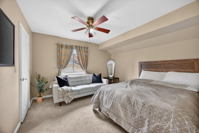 5112 Laguna Woods Dr, Elk Grove, CA 95758