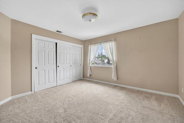 5112 Laguna Woods Dr, Elk Grove, CA 95758