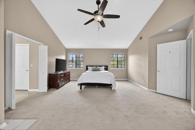 5112 Laguna Woods Dr, Elk Grove, CA 95758