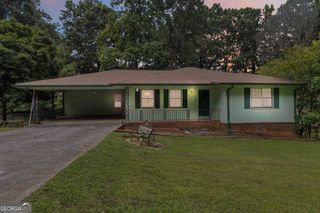 2936 Castle Drive, Lawrenceville, GA 30044