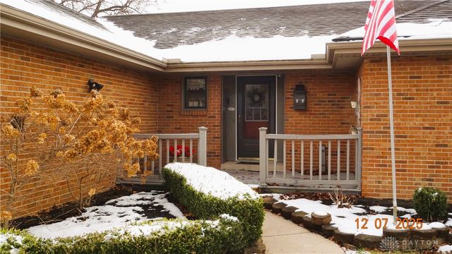 4734 Rushwood Circle, Englewood, OH 45322