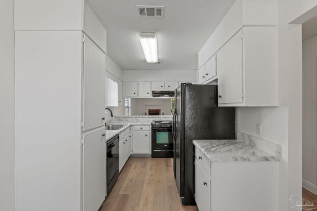 1500 E Johnson Ave 203, Pensacola, FL 32514