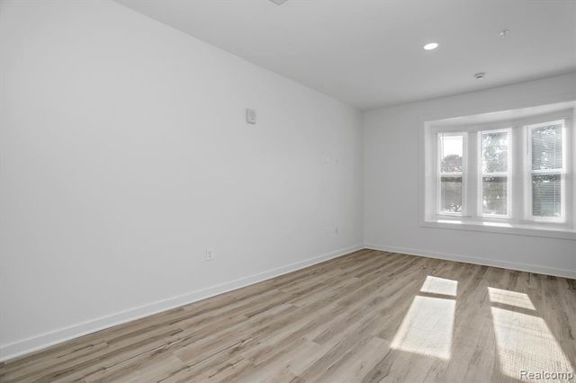 799 E Grand Boulevard 8, Detroit, MI 48207