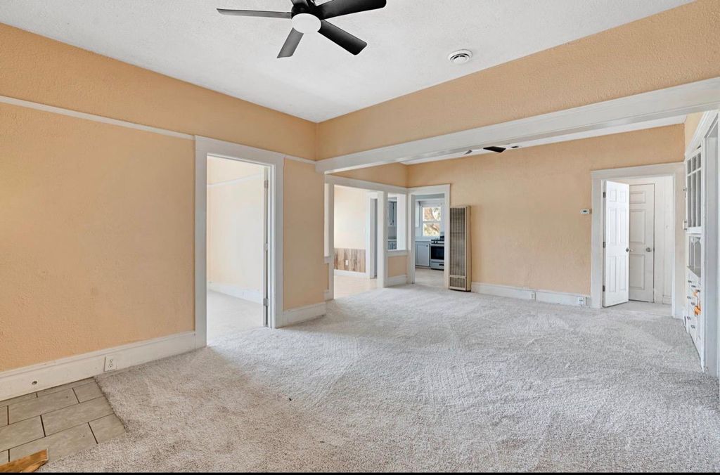 Image 6 of property listing at 22544 Elm Street, Chowchilla, CA 93610
