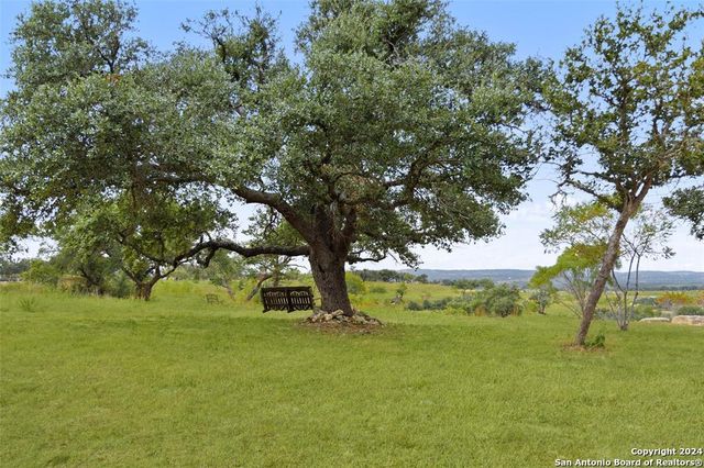 1900 Byrd Ranch, Johnson City, TX 78636