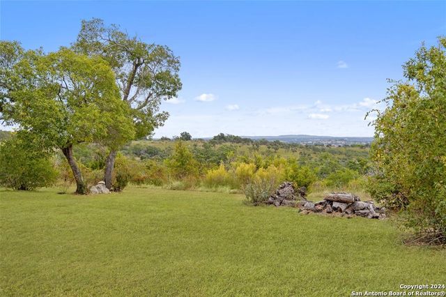 1900 Byrd Ranch, Johnson City, TX 78636