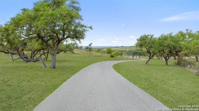 1900 Byrd Ranch, Johnson City, TX 78636