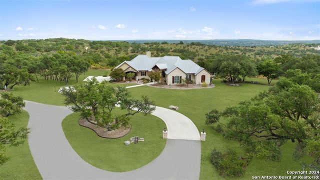 1900 Byrd Ranch, Johnson City, TX 78636