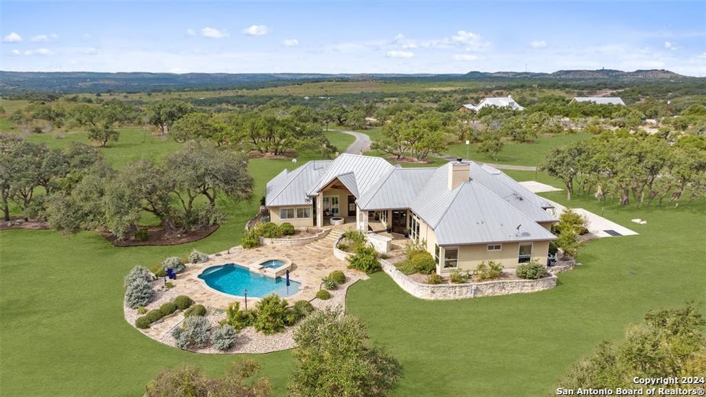 1900 Byrd Ranch, Johnson City, TX 78636