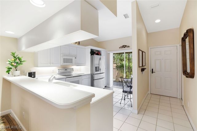 1650 Windy Pines DR 2702, Naples, FL 34112