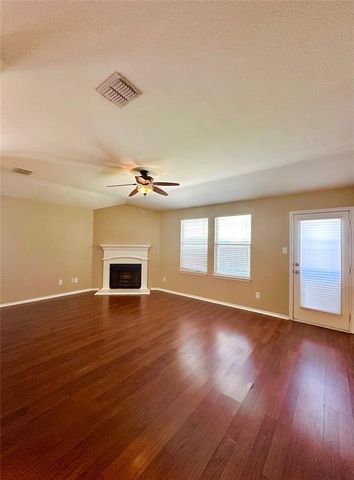 1720 Quails Nest Drive, Fort Worth, TX 76177