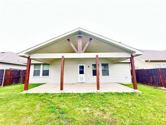 1720 Quails Nest Drive, Fort Worth, TX 76177