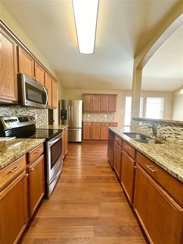 1720 Quails Nest Drive, Fort Worth, TX 76177