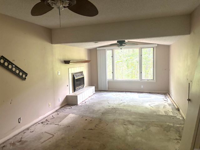 27 Vaqueria Lane, Hot Springs Village, AR 71909