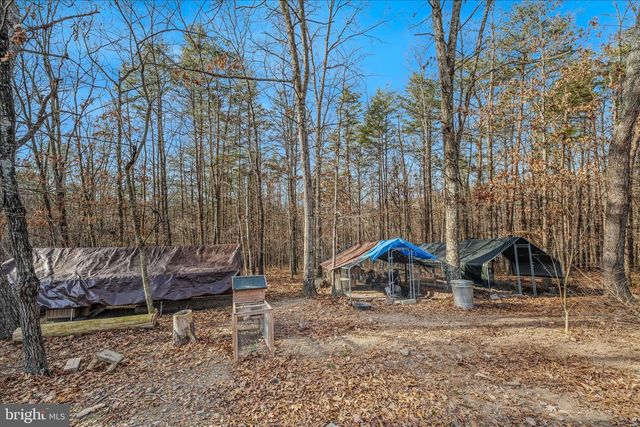 654 SOPER LN, Berkeley Springs, WV 25411
