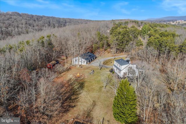 654 SOPER LN, Berkeley Springs, WV 25411