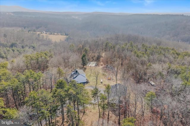 654 SOPER LN, Berkeley Springs, WV 25411