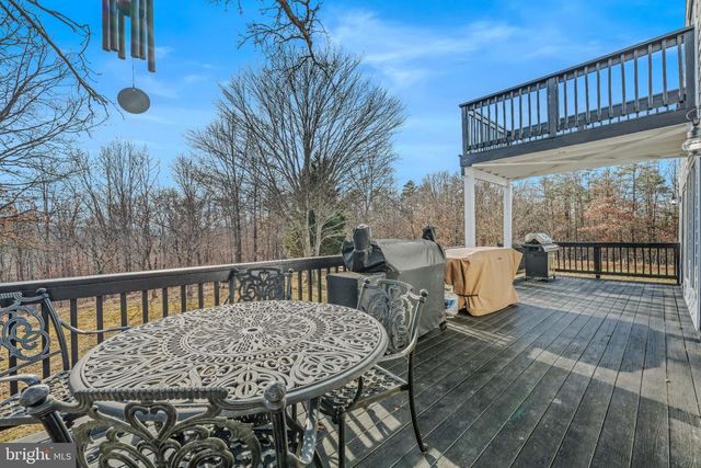 654 SOPER LN, Berkeley Springs, WV 25411