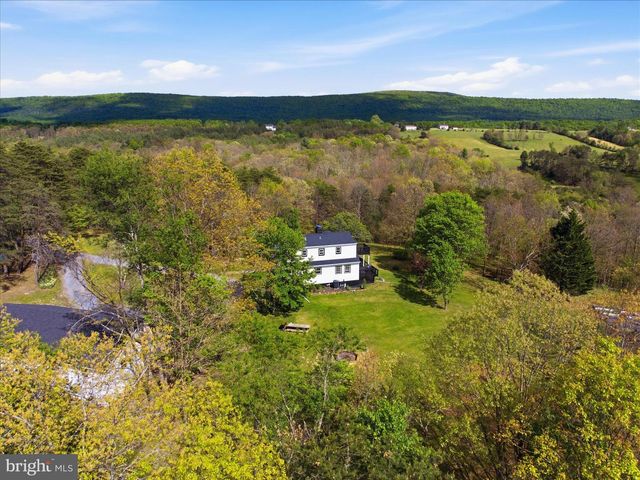 654 SOPER LN, Berkeley Springs, WV 25411