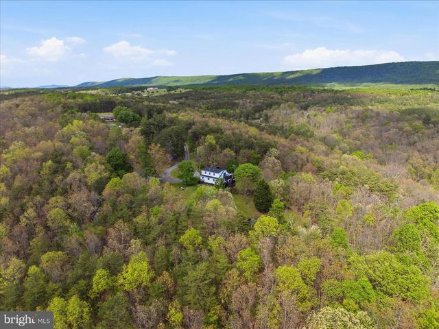 654 SOPER LN, Berkeley Springs, WV 25411