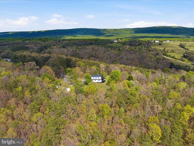 654 SOPER LN, Berkeley Springs, WV 25411