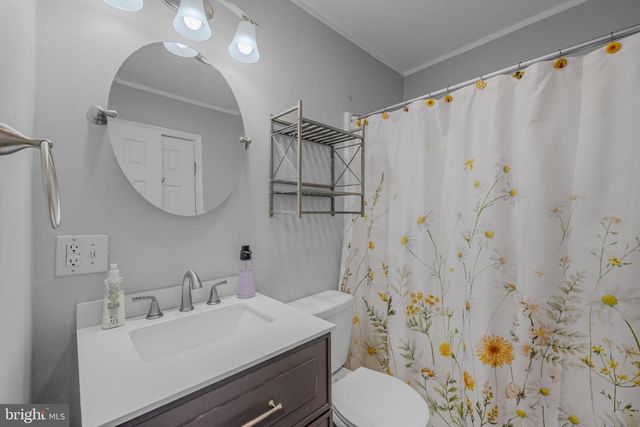 654 SOPER LN, Berkeley Springs, WV 25411