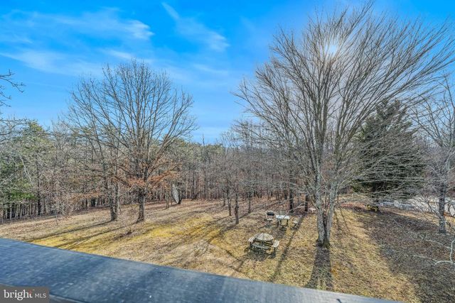 654 SOPER LN, Berkeley Springs, WV 25411