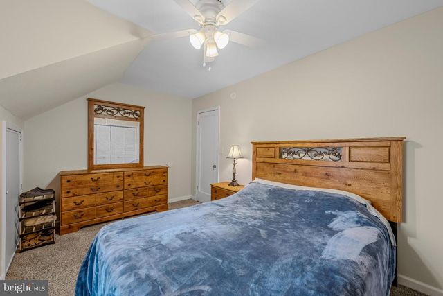 654 SOPER LN, Berkeley Springs, WV 25411