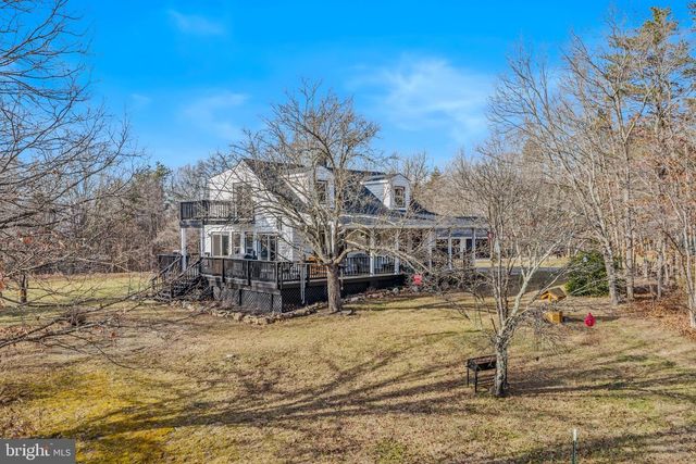 654 SOPER LN, Berkeley Springs, WV 25411