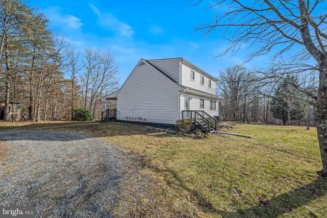 654 SOPER LN, Berkeley Springs, WV 25411