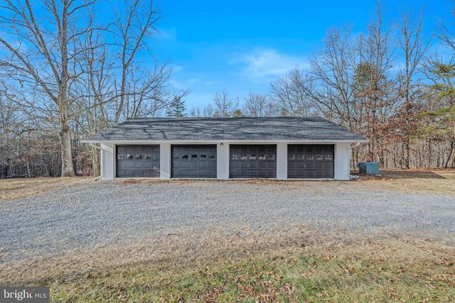 654 SOPER LN, Berkeley Springs, WV 25411