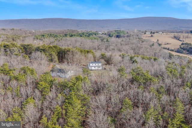 654 SOPER LN, Berkeley Springs, WV 25411