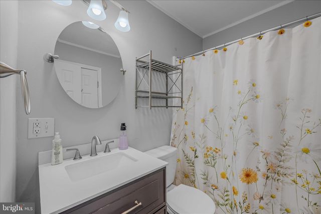 654 SOPER LN, Berkeley Springs, WV 25411