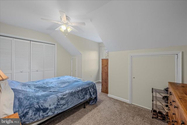 654 SOPER LN, Berkeley Springs, WV 25411