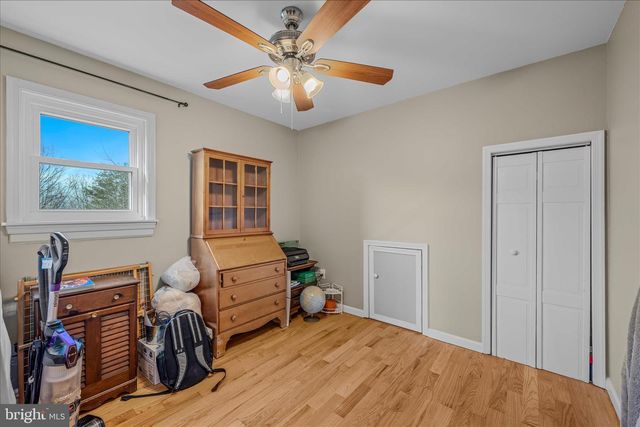 654 SOPER LN, Berkeley Springs, WV 25411
