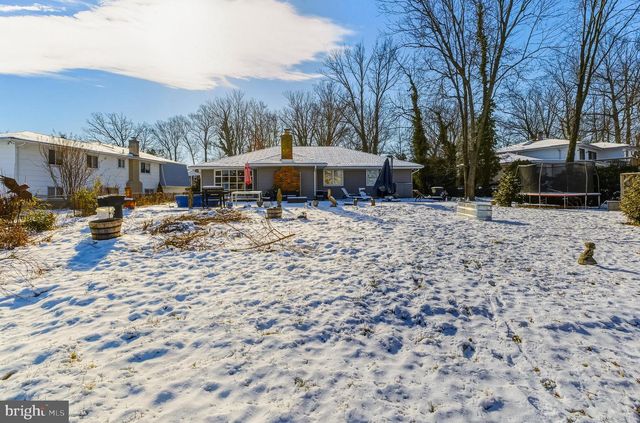 28 FOREST HILL DR, Cherry Hill, NJ 08003