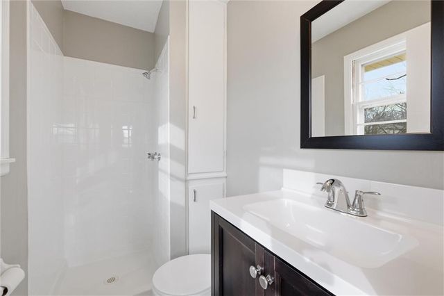 7305 E 129th Street, Grandview, MO 64030